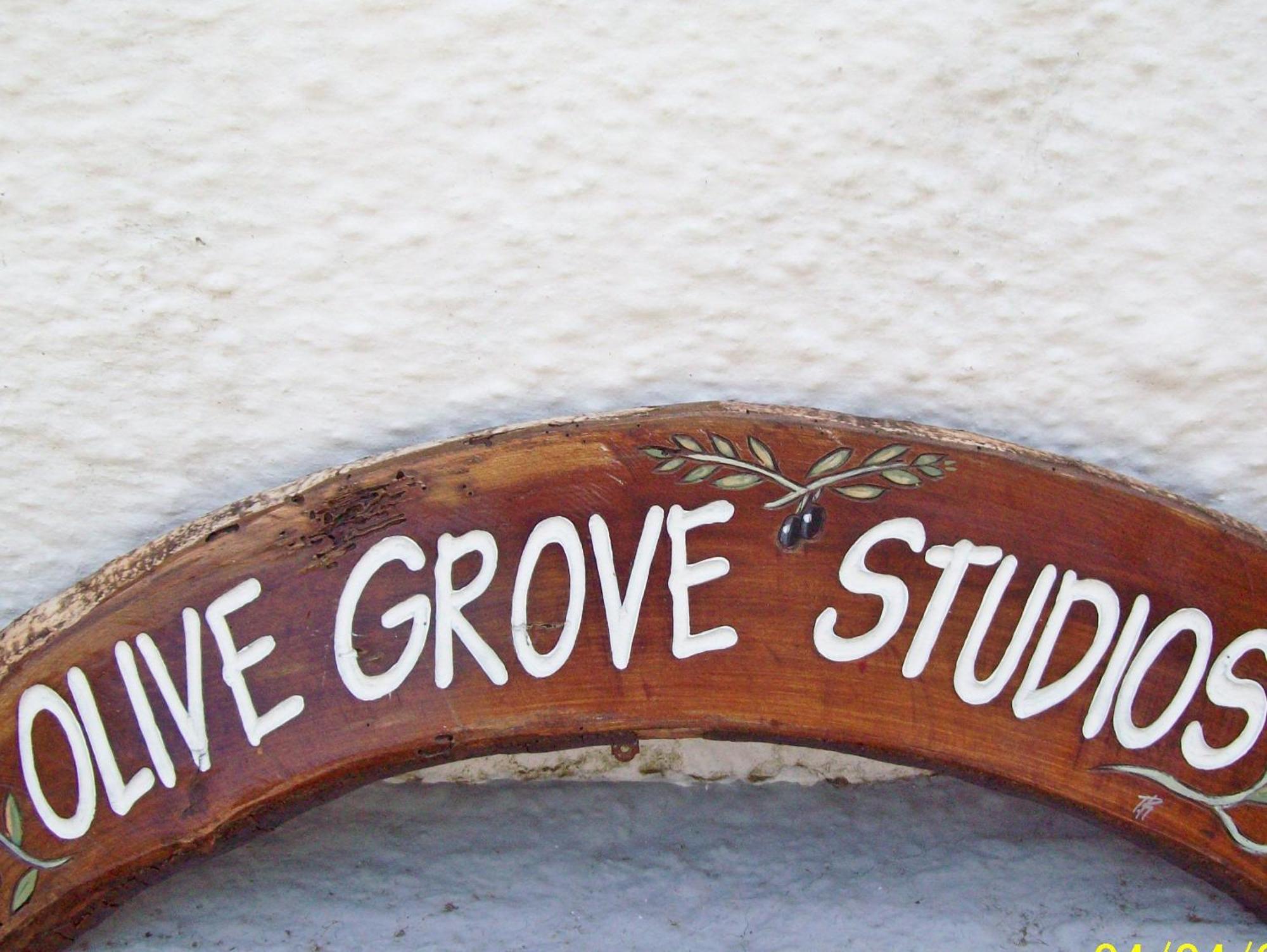 Olive Grove Studios شاطئ ميغالي أموس المظهر الخارجي الصورة