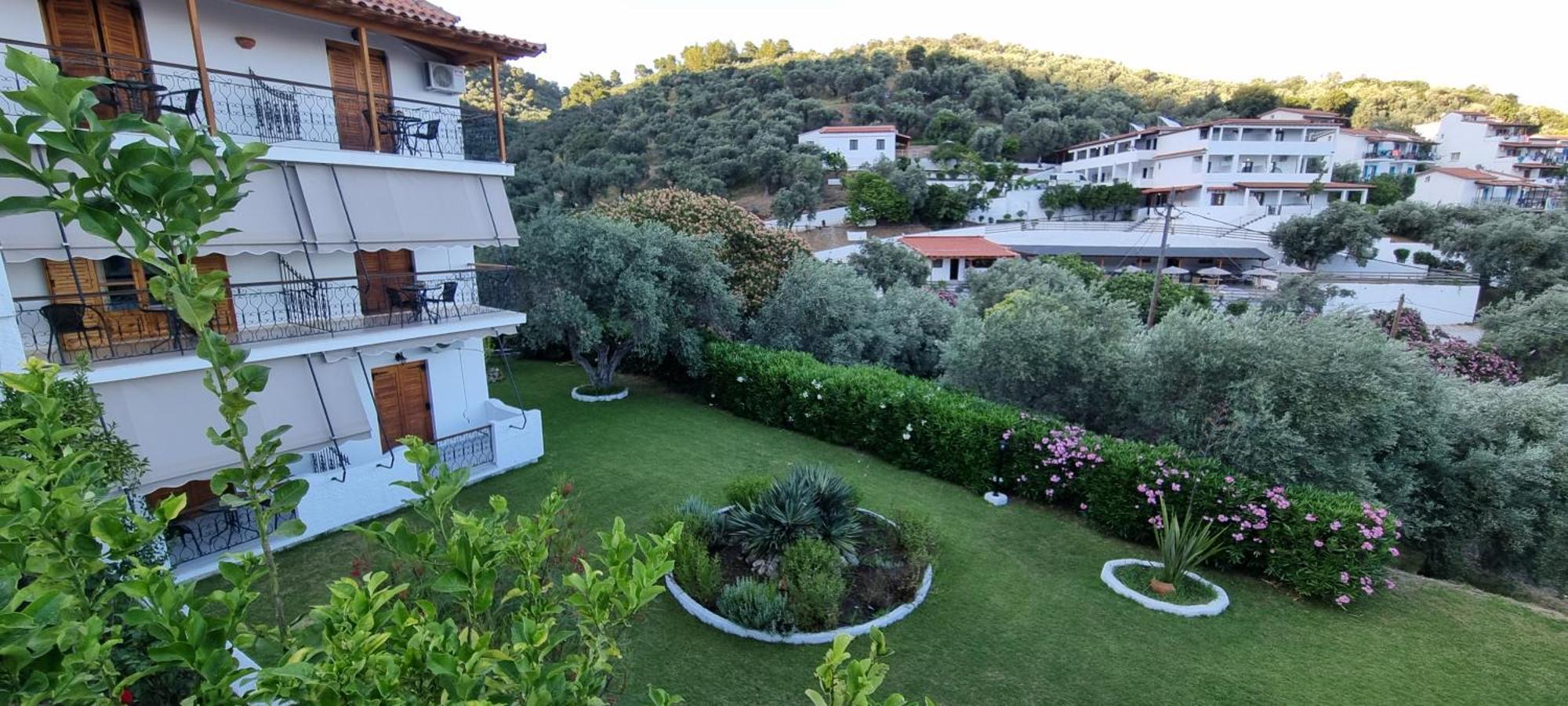 Olive Grove Studios شاطئ ميغالي أموس المظهر الخارجي الصورة